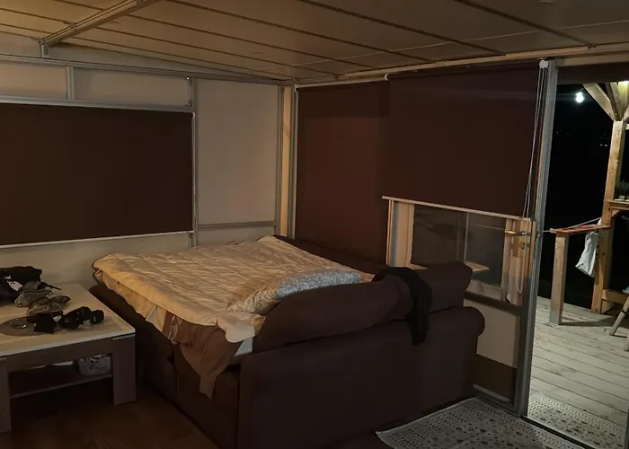 Karavana Tropicana Кемпинг