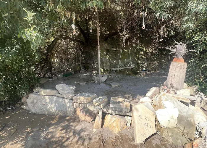 Karavana Tropicana Кемпинг *