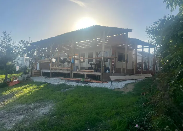 Кемпинг Karavana Tropicana Варна